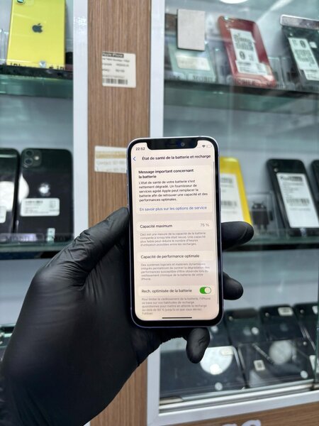 iPhone 12 simple sans Face ID