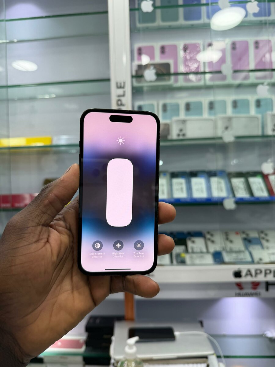 14 pro 256Go tout passe