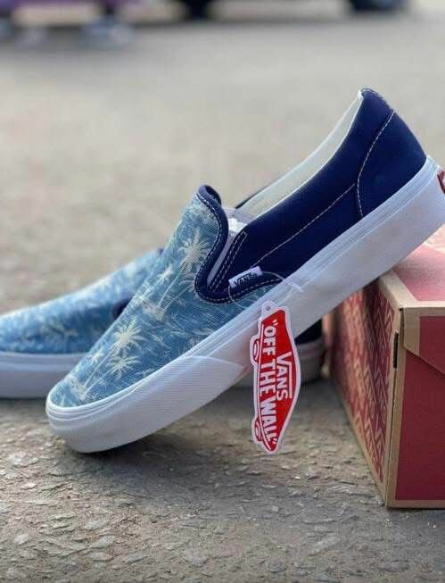 Vans et Converse Sneakers Colorés