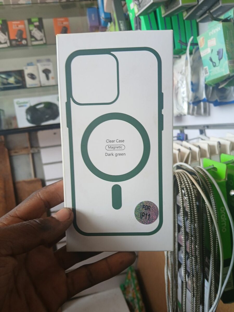 iPhone  clear case 11