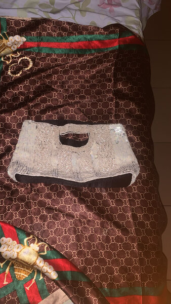 Sac à main pailleté élégant