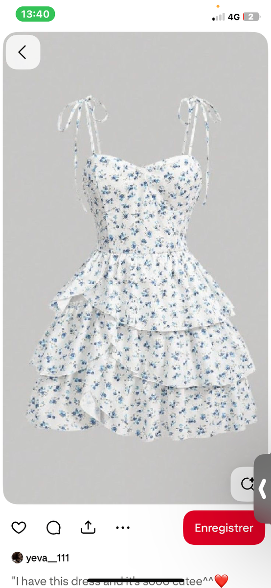 Robe Courte Évasée Élégante