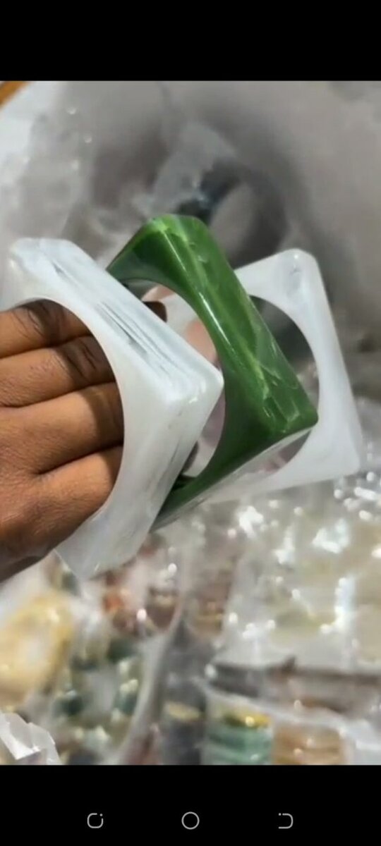 Bracelets tendance en résine