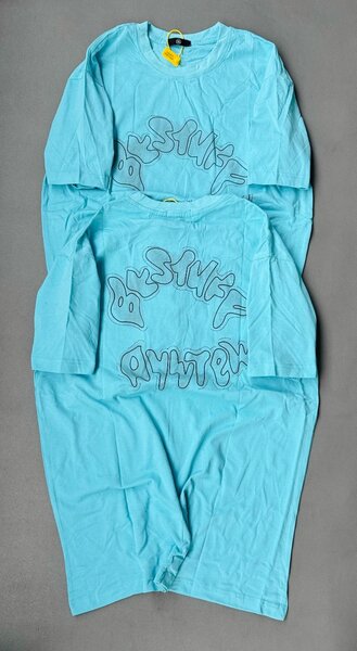 Tee-shirts