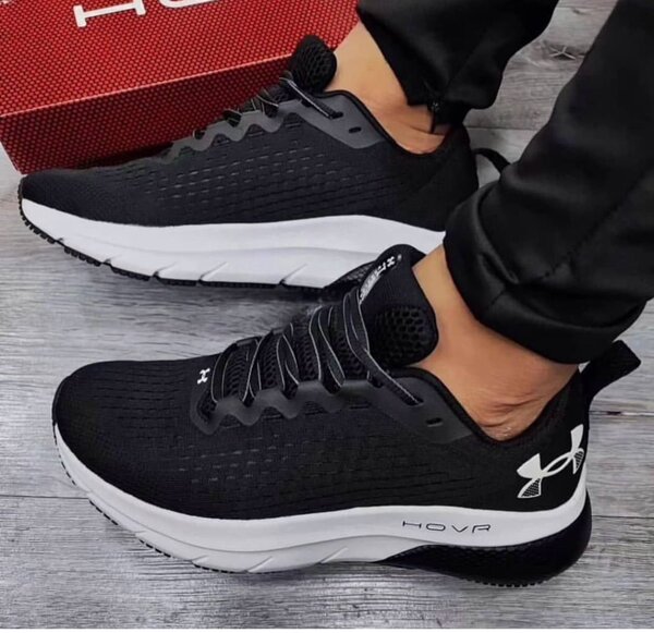 Baskets noires performantes