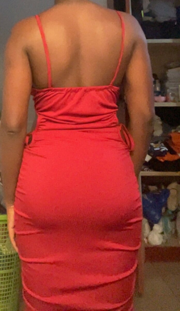 Robe rouge moulante sexy