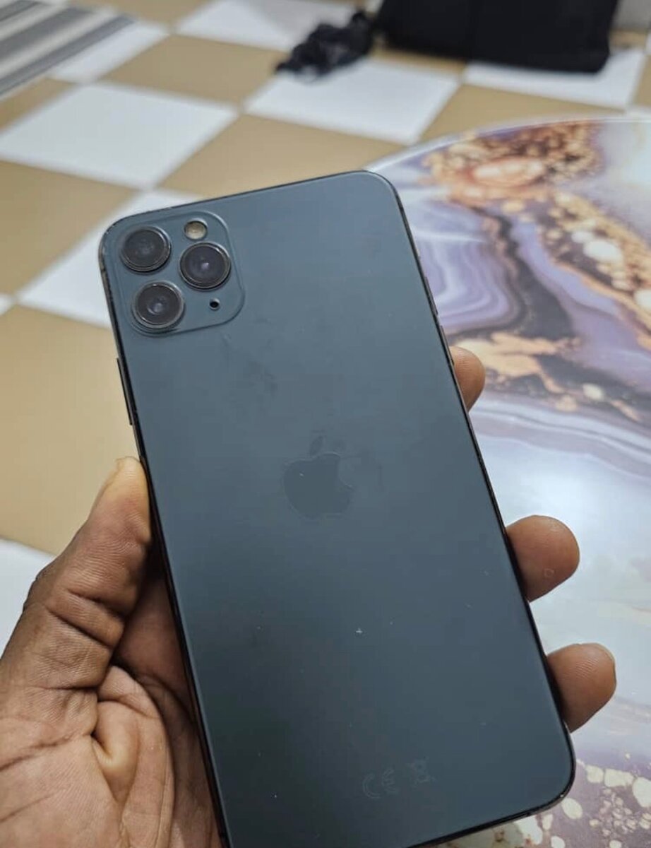 iPhone 11 Pro Max Noir