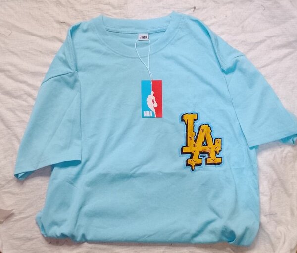 T-shirts stylés unisexes