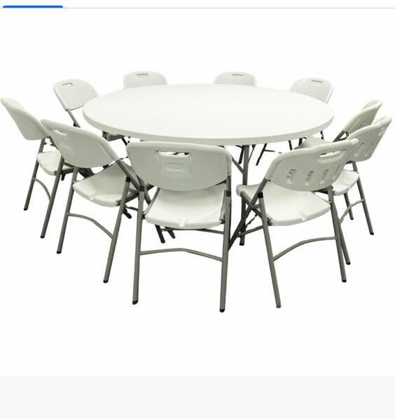 Table pliante avec 10 chaise