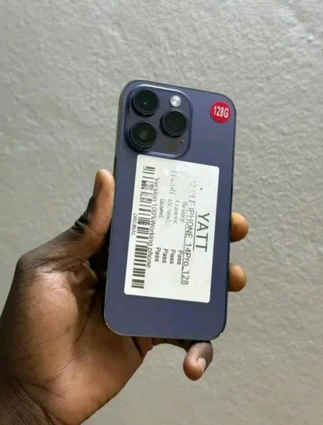 iPhone 15pro 128 Go