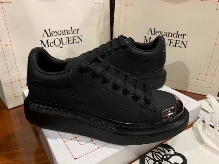 ALEXANDER MCQUEEN