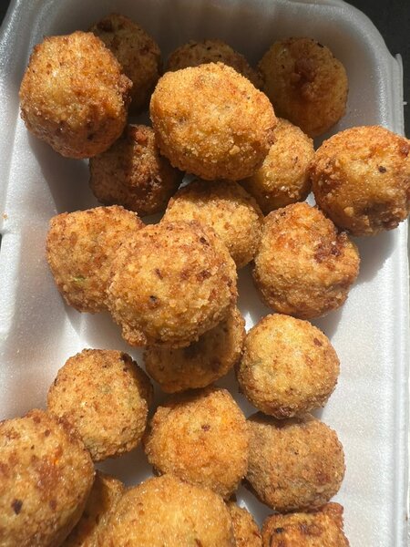 Boulette de poulet panné