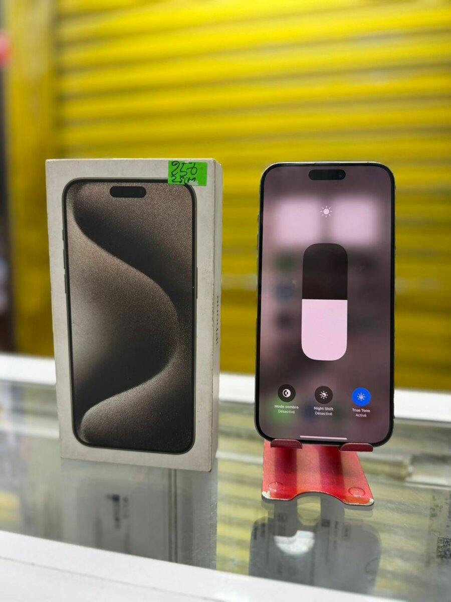 iPhone 15 pro Max 256 giga tou