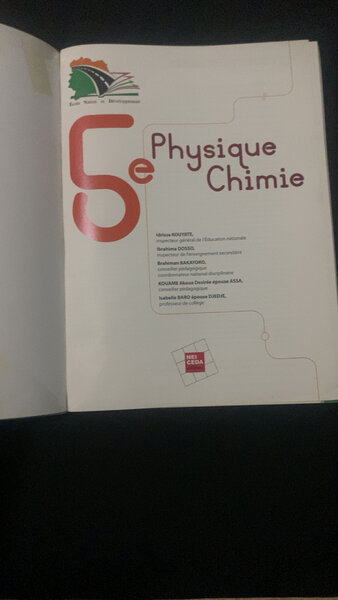 Livre Physique-Chimie 5e