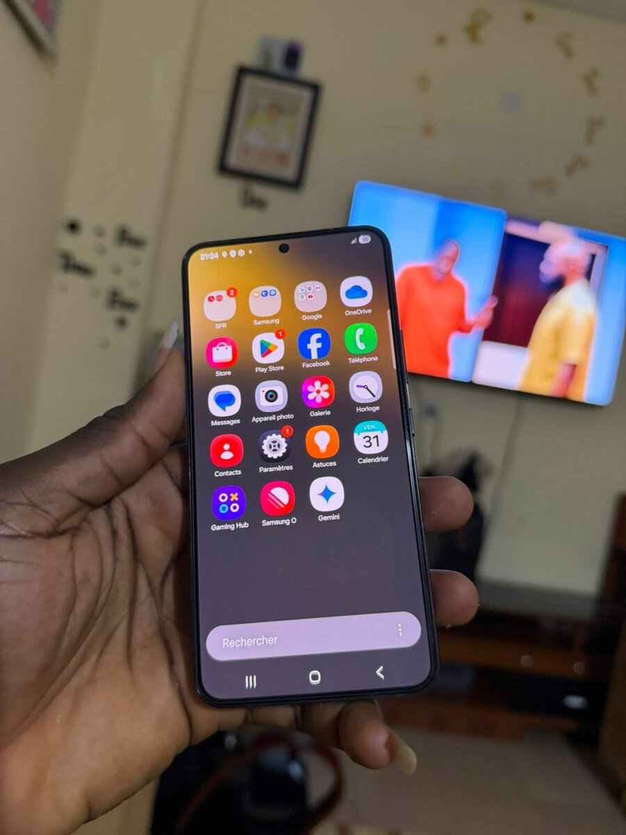 Samsung S22 128Go 2nd main