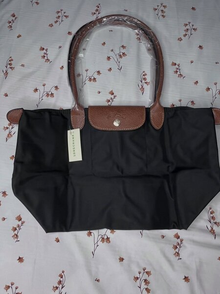 Sac longchamp noir taille L