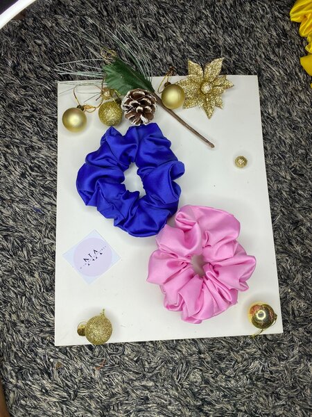 Chouchous satinés colorés