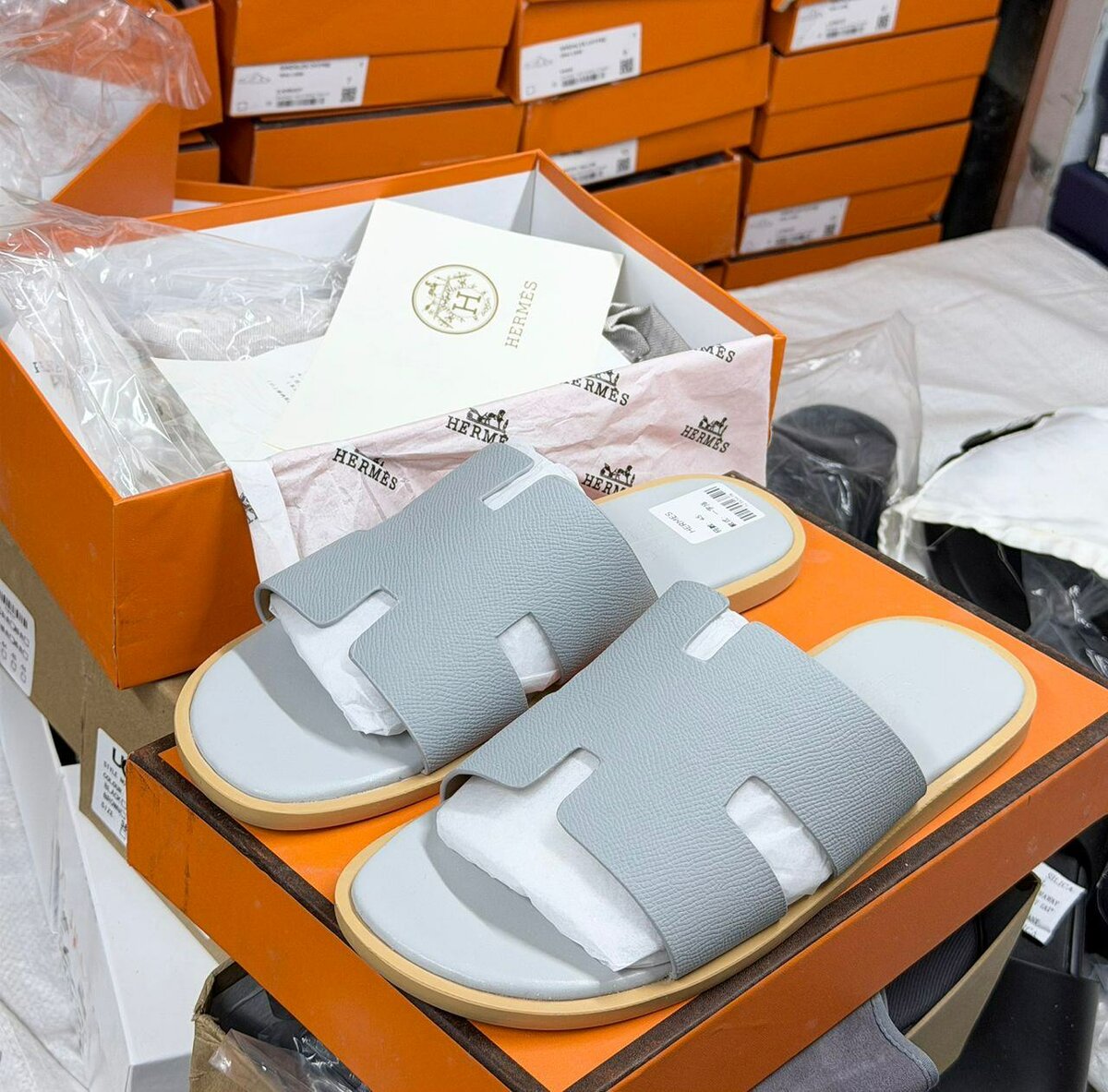 Tongs de luxe élégantes