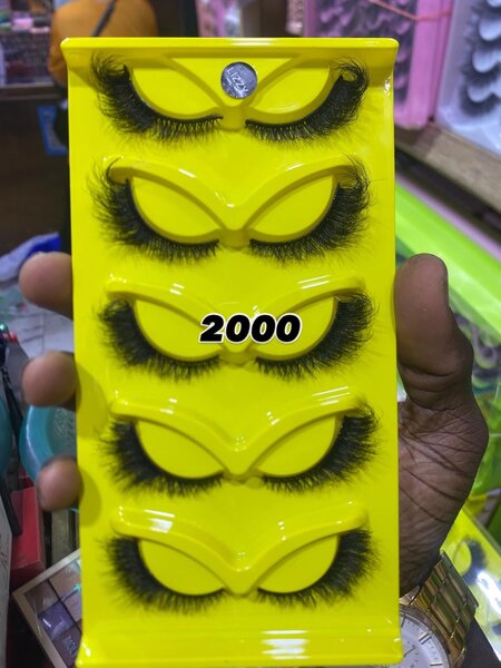 Faux cils œil de biches