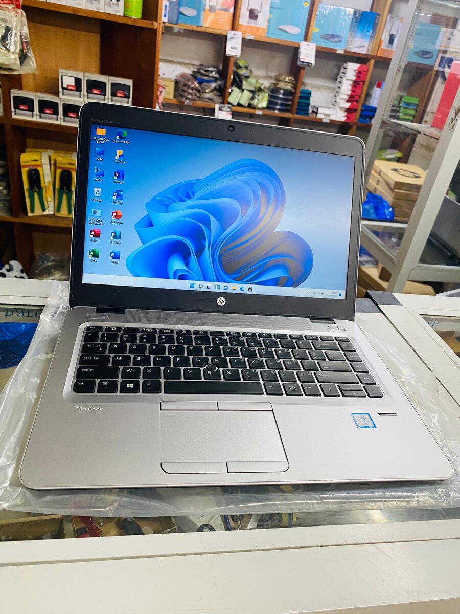 HP elibook 840 core i7