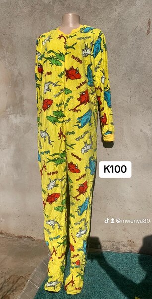 Beautiful and stylish children's jumpsuit