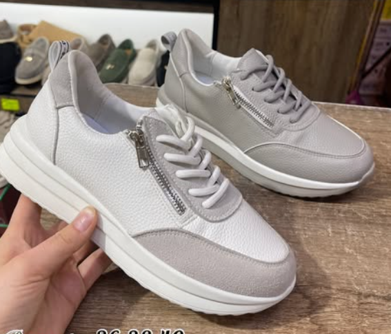 Супер кроссовки 