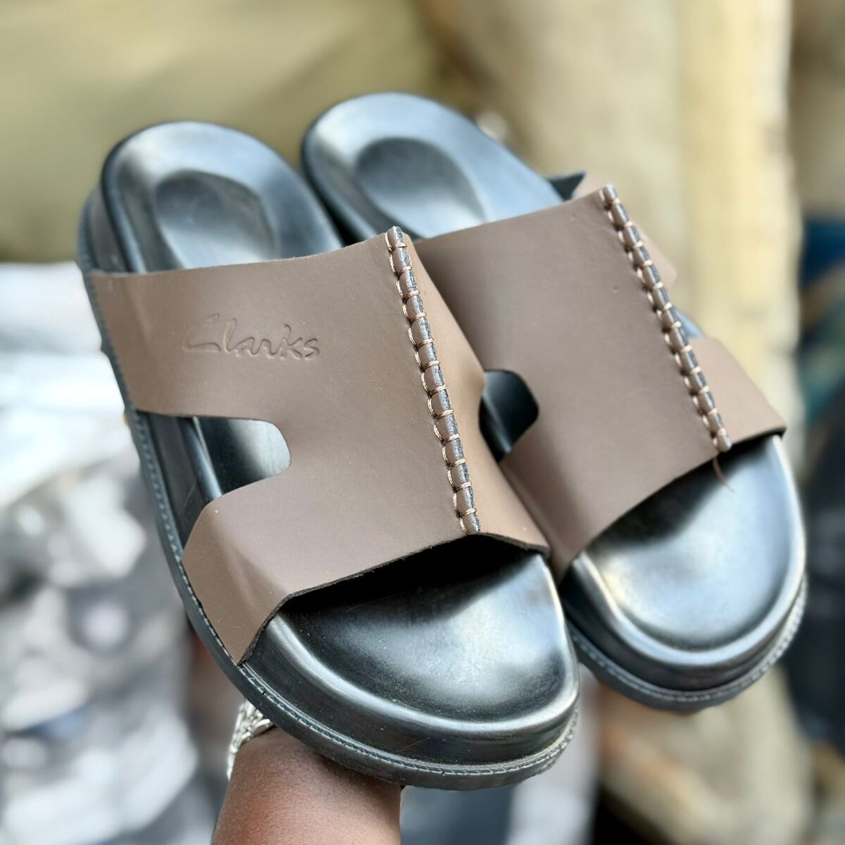 Mules en cuir élégantes