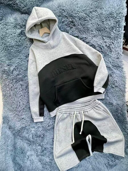 Ensemble Sweat à Capuche et Short