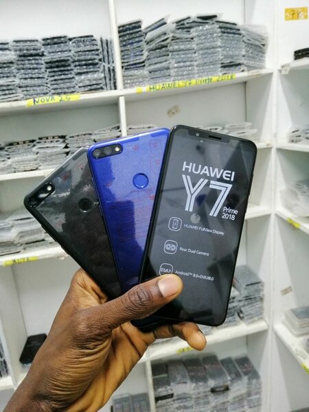 PROMO HUAWEI Y7PRIME (128GB-6RAM)