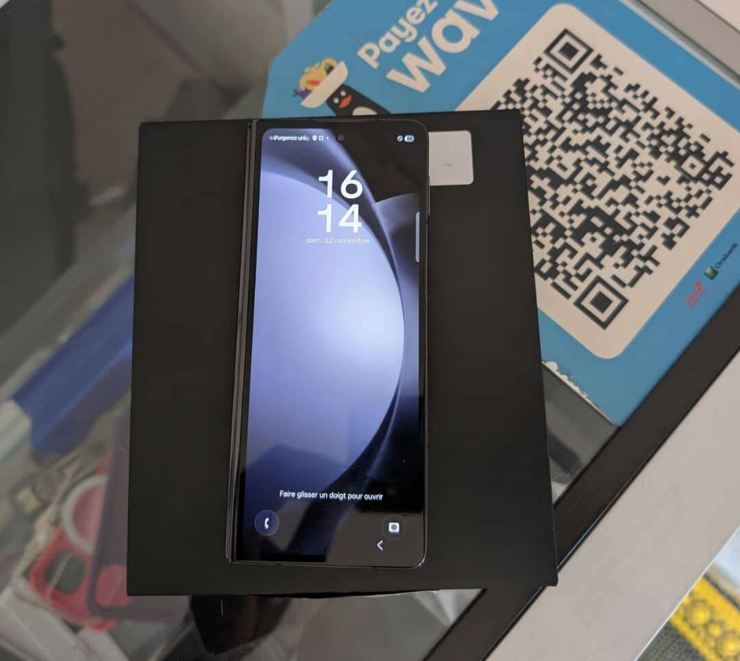 Samsung Galaxy Z Fold5