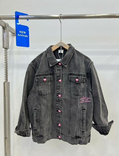 Veste en jean noire tendance