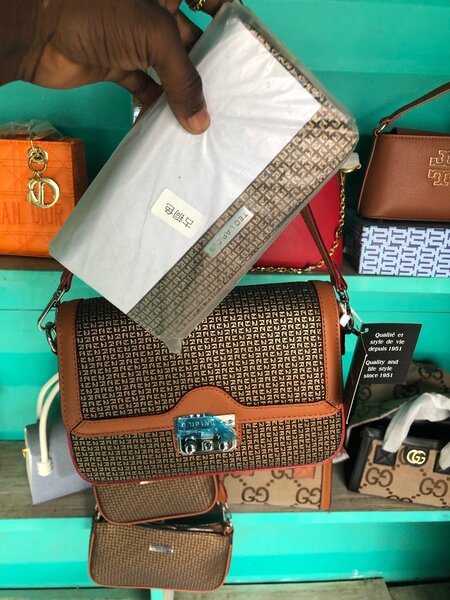 Sac à main élégant en cuir