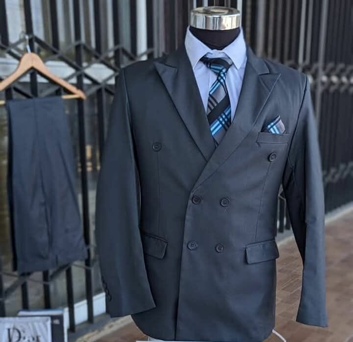 Double breasted suits