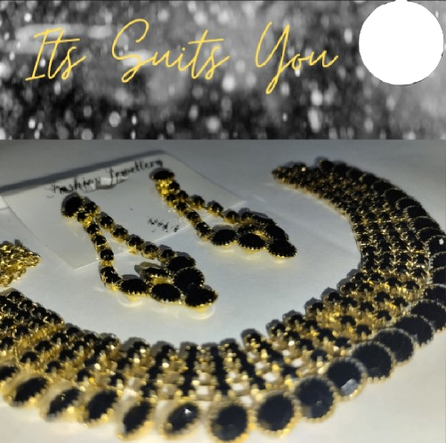 Necklace with ear rings.