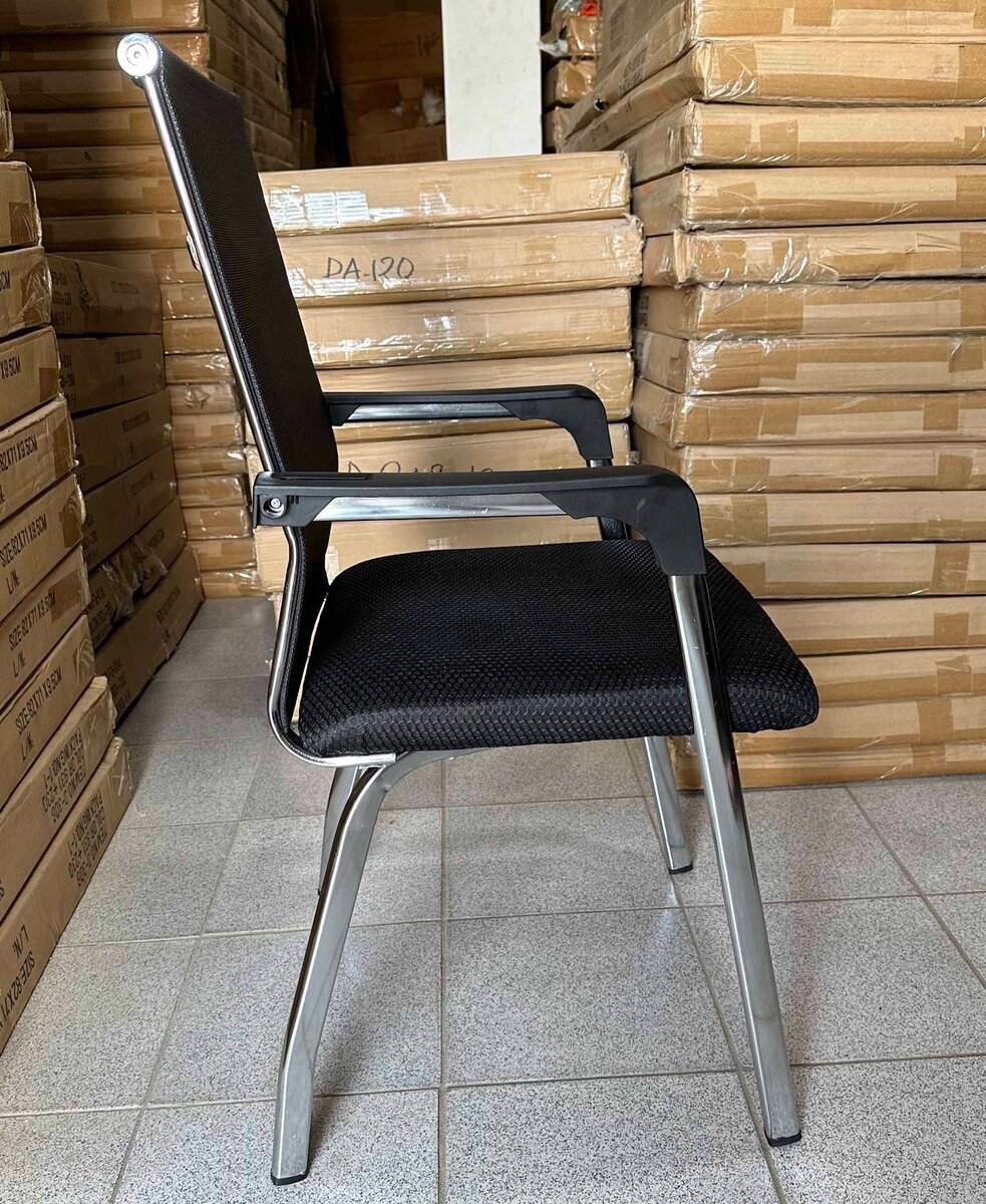 8021 Chaise visiteur