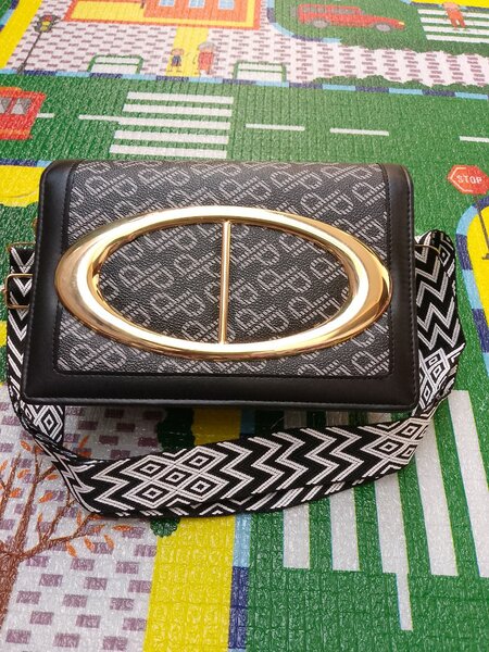 Sac bandoulière élégant