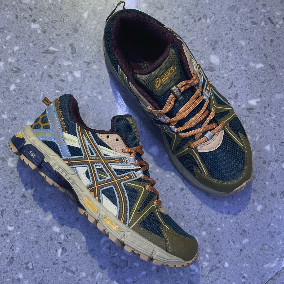 Термо кроссовки размер 40-44