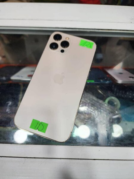 12 pro max 128giga sans ID