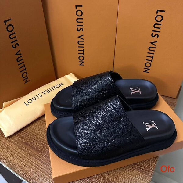 Claquettes de luxe élégantes