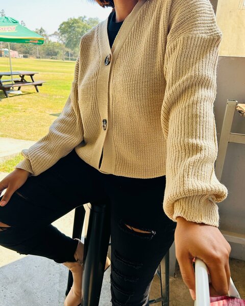 Women's ripped jeans