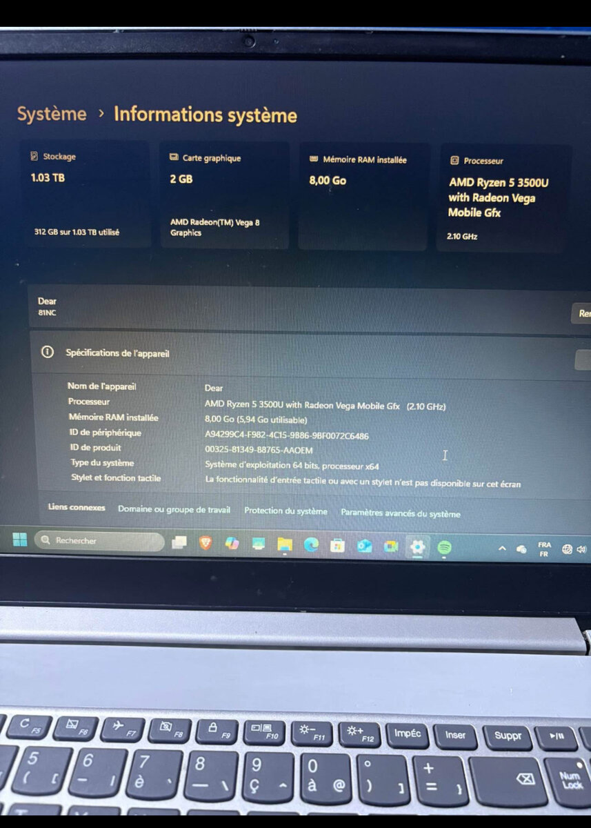 Laptop Lenovo AMD Ryzen 5