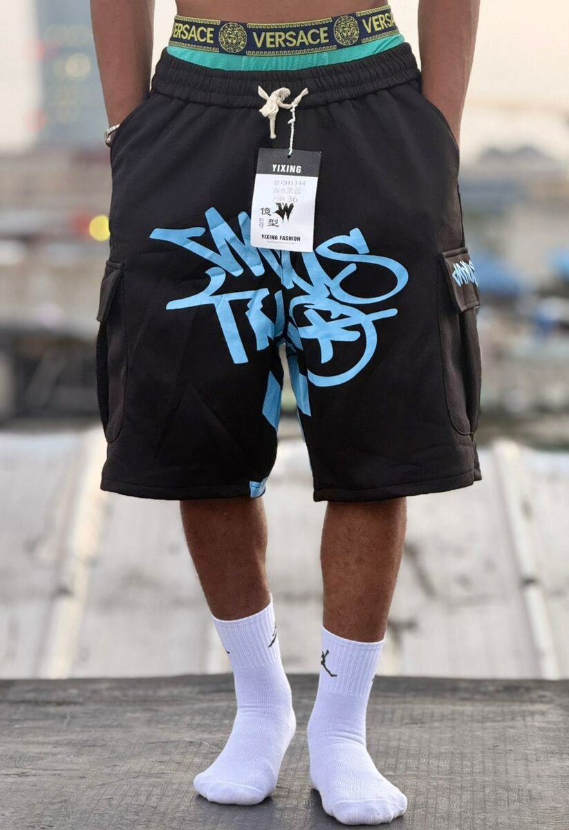 Shorts streetwear graffiti