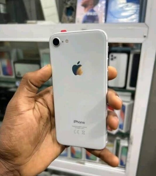 iPhone 8 128GB