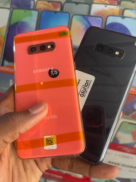Samsung Galaxy S10e 128gigas 6 ram