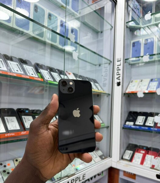 13 simple 128 Go sans ID