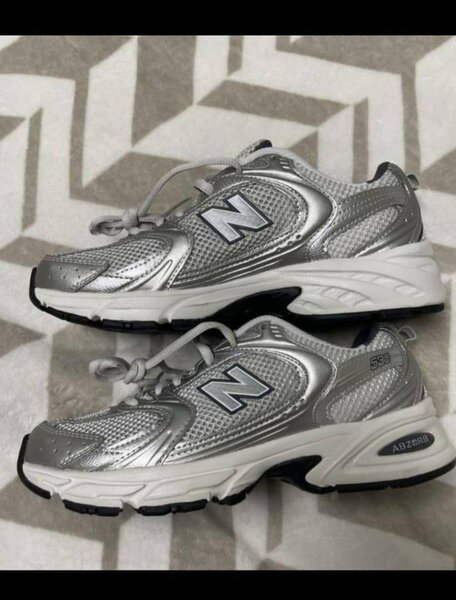 Baskets New Balance Argent