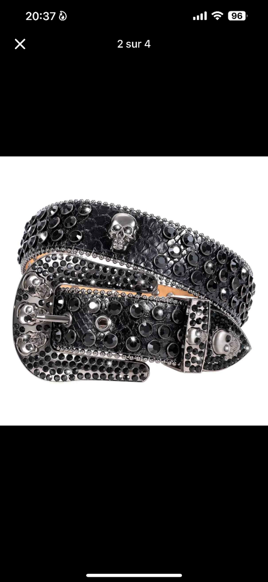 Ceinture cloutée en cuir