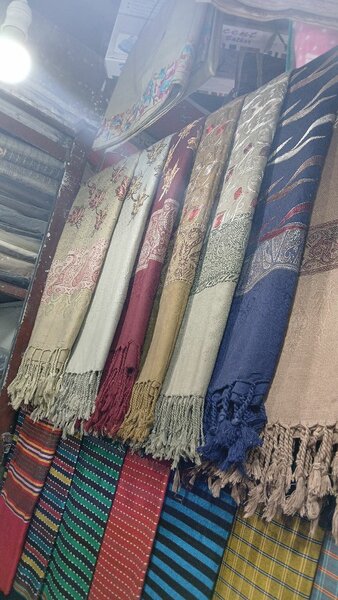 Ladies shawl