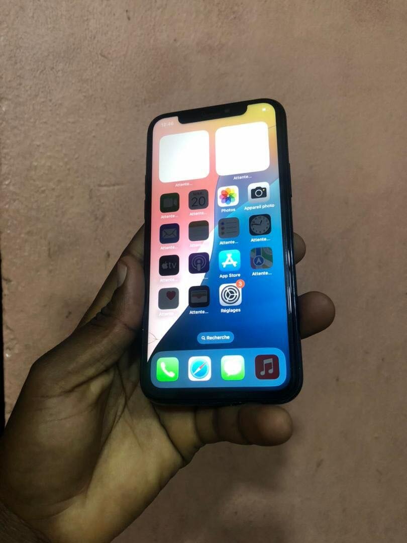 iPhone 11 pro sans id