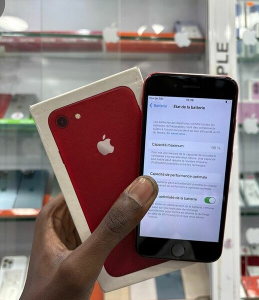 iPhone SE Rouge avec boîte